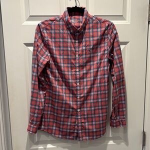 Vineyard vines Red and blue Plaid performance Shirt - never worn